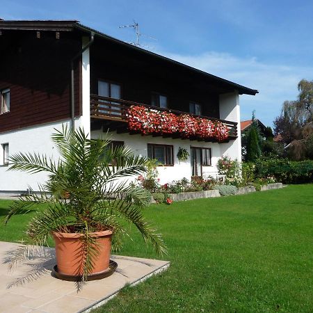 Ferienwohnung Wennesz 1 Chieming Esterno foto